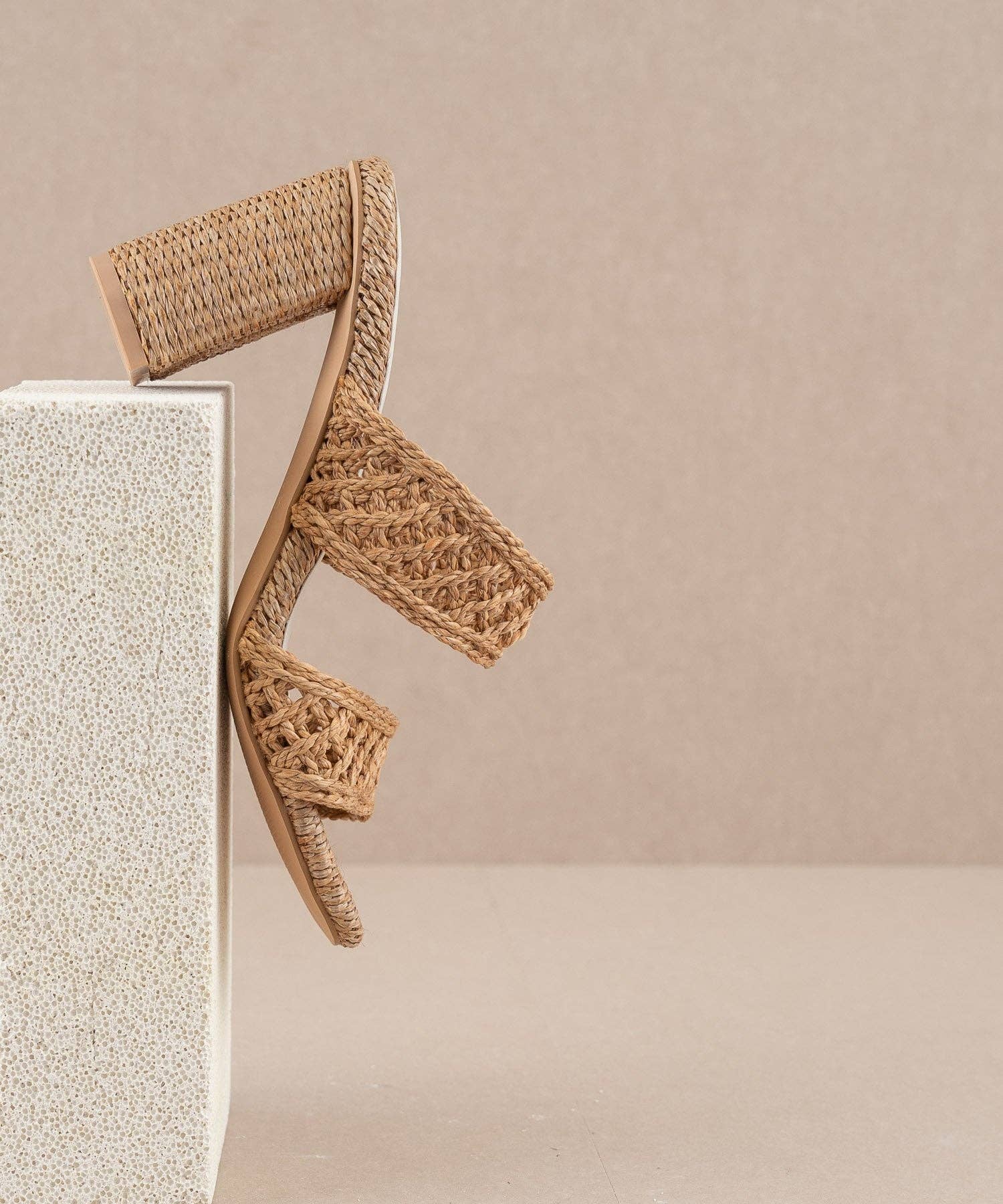 The Barbara | Woven Double Band Heel