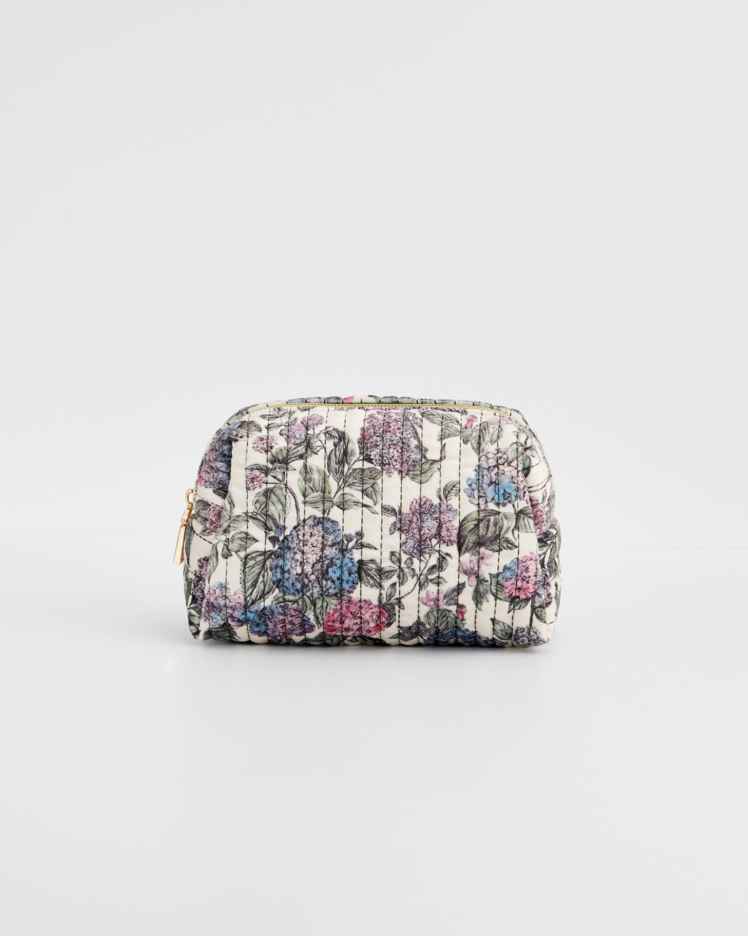 FABLE Hydrangea Small Quilted Make Up Bag
