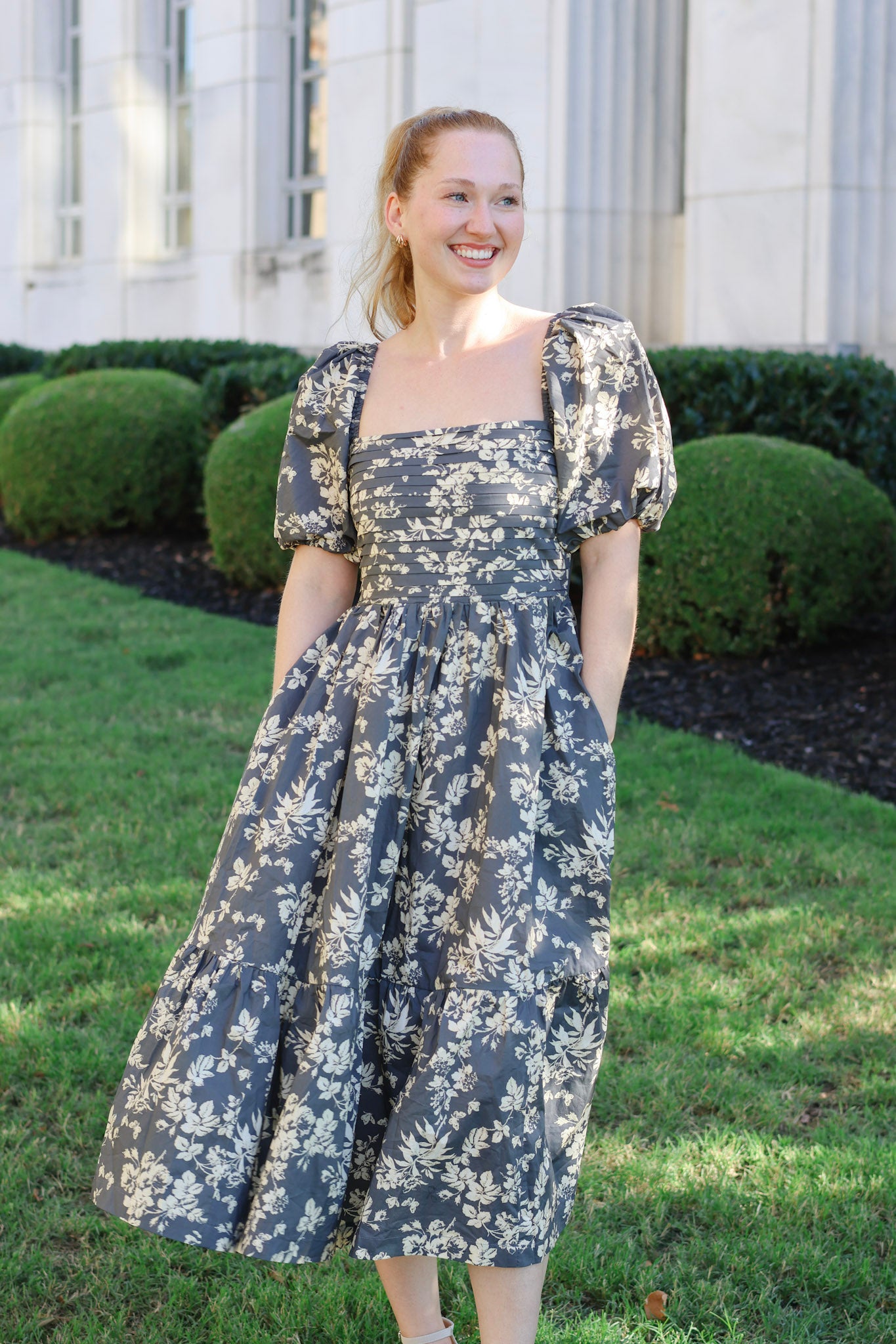 Emilie Cotton Midi Dress *Savannah Taylor Exclusive* Gray / L