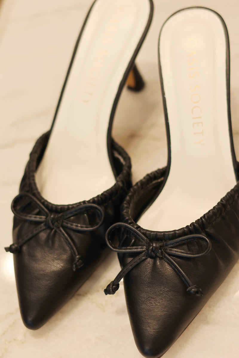 The Maven | Black Pointed Kitten Heel with Bow