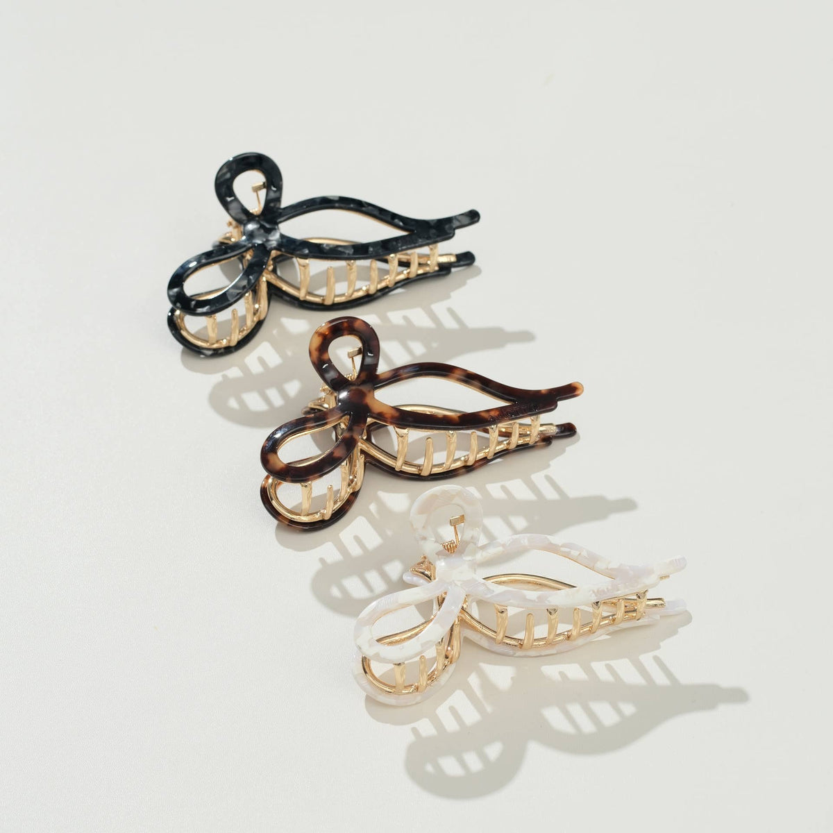 Sabrina Vintage Snow Ribbon Metal Bow Claw Clip - Large